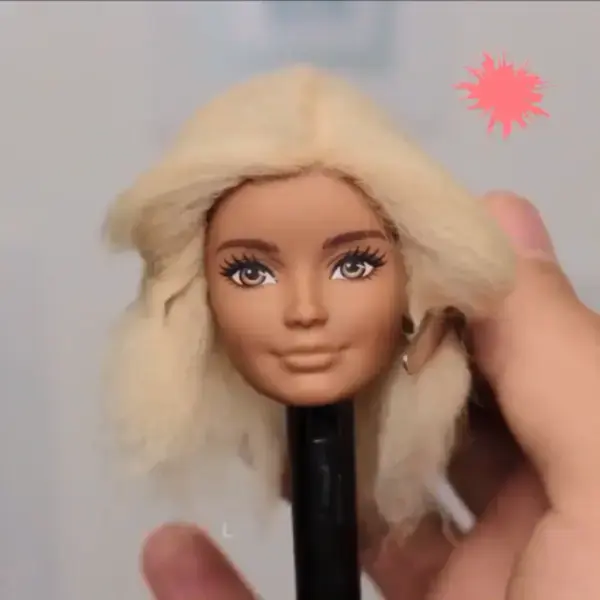 DOLL MAKEOVER 