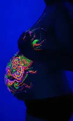 Pintura de vientre fluorescente
