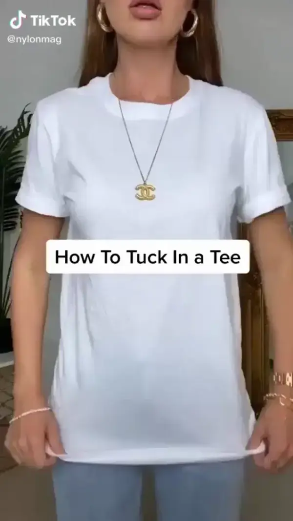 How to Tuck in a Tee | Fashion Life Hack for Girls |