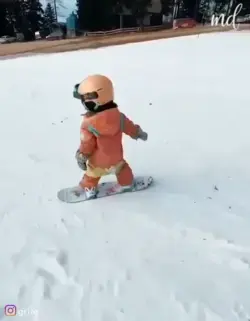 This 4-year-old snowboarder is the definition of a natural. 