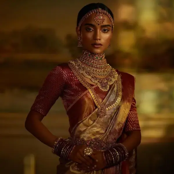 Sabyasachi's Blouse Designs for Designer Sarees Are All You Need This Season!