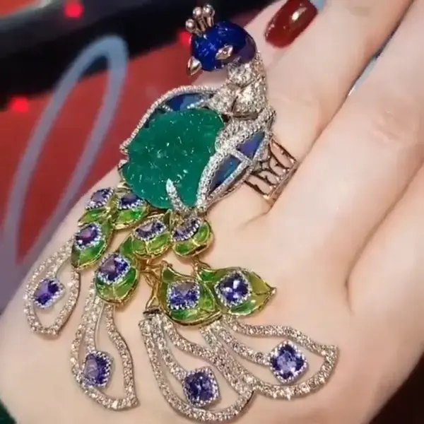 Fancy ring firebird