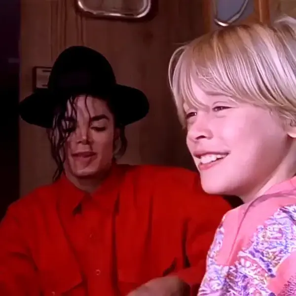 MJ and Macauley Culkin 📹💛