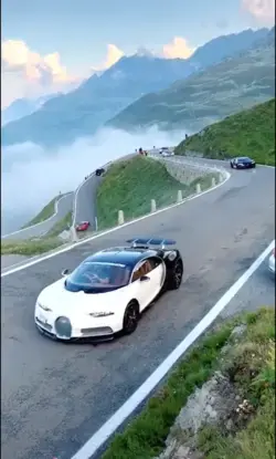 PAGANI & BUGATTI CARS