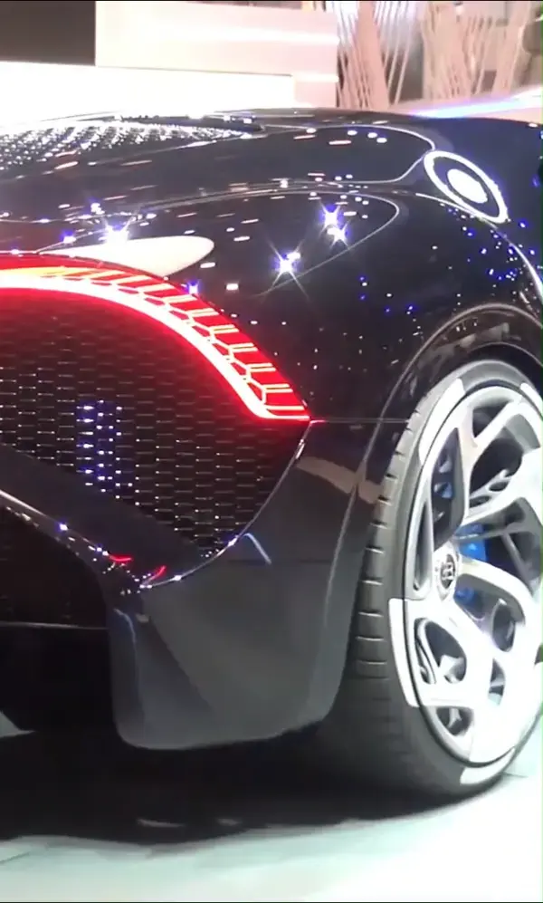 2019 BUGATTI LA VOITURE NOIRE